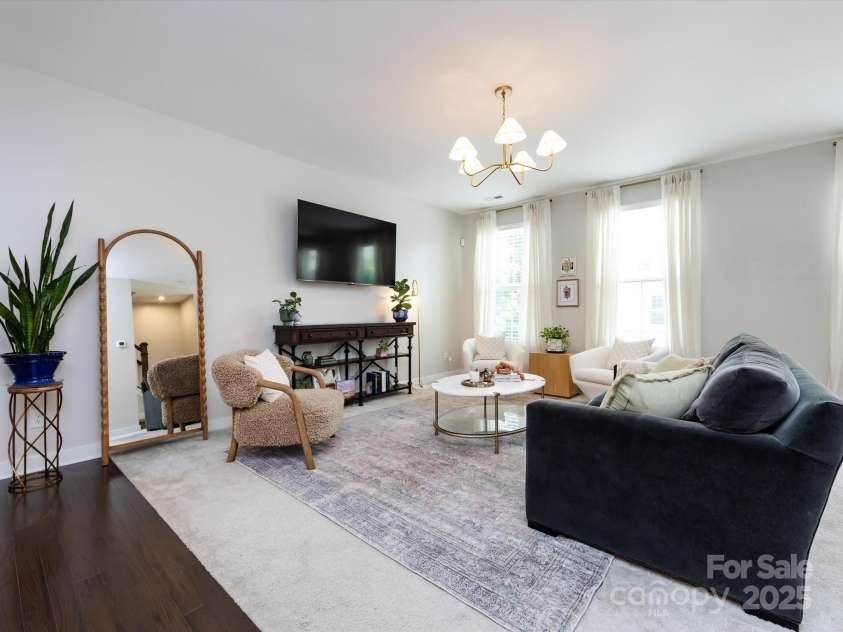 1839 Shumard Lane, Charlotte, NC 28205.  MLS# CAR4264999, YatesRealty ID 28395. 