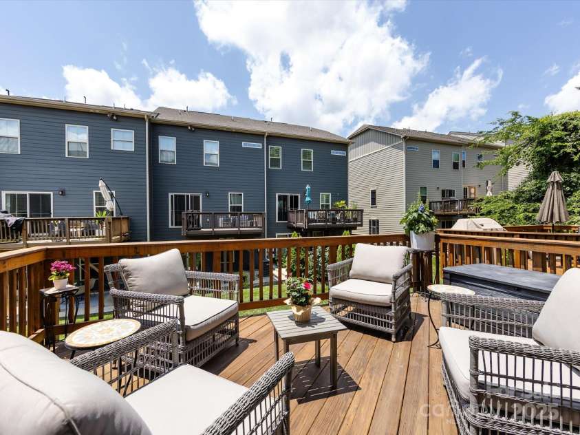 1839 Shumard Lane, Charlotte, NC 28205.  MLS# CAR4264999, YatesRealty ID 28395. 