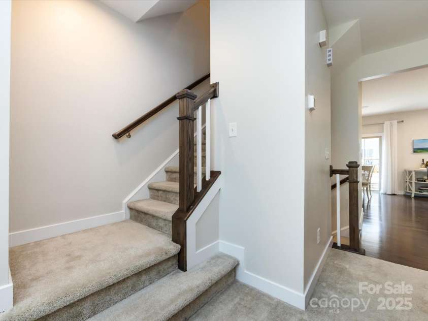 1839 Shumard Lane, Charlotte, NC 28205.  MLS# CAR4264999, YatesRealty ID 28395. 