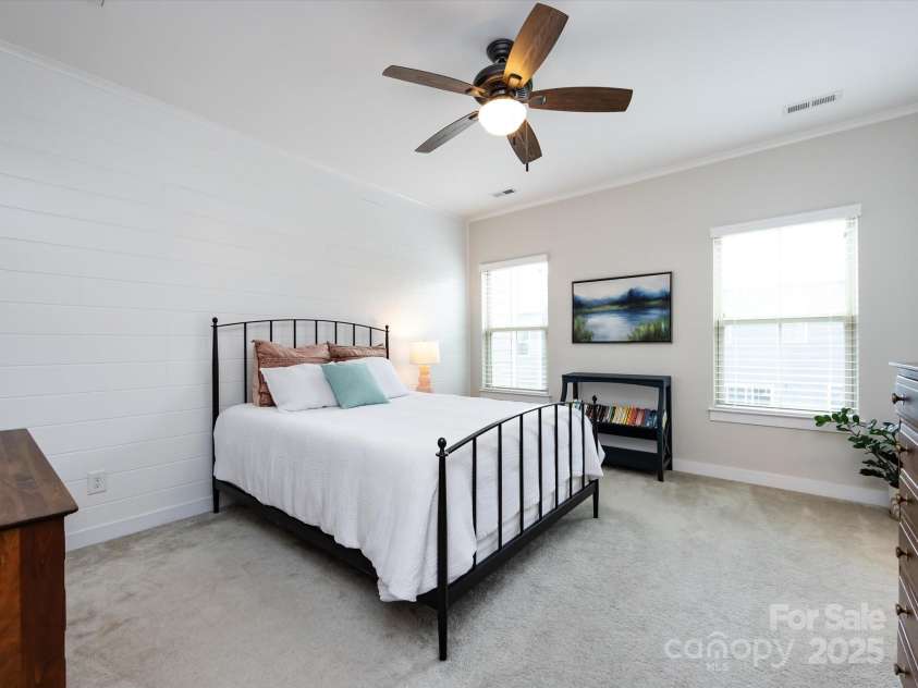 1839 Shumard Lane, Charlotte, NC 28205.  MLS# CAR4264999, YatesRealty ID 28395. 