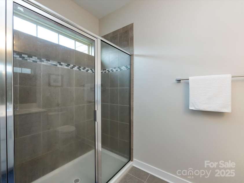 1839 Shumard Lane, Charlotte, NC 28205.  MLS# CAR4264999, YatesRealty ID 28395. 
