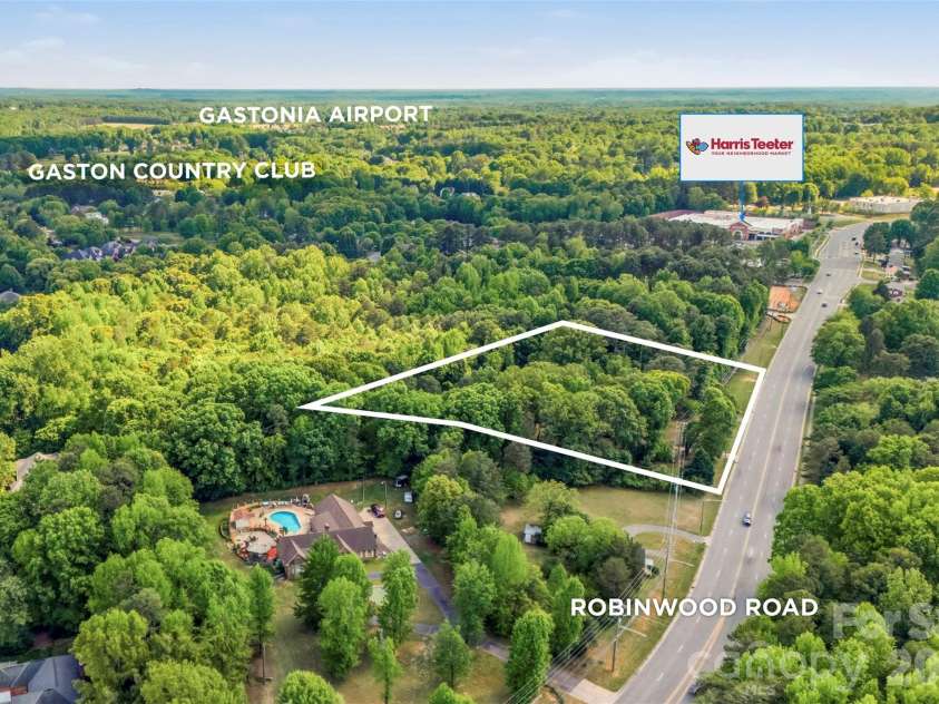 3110 Robinwood Road, Gastonia, NC 28054.  MLS# CAR4377718, YatesRealty ID 28396. 2.3+ Acres on Robinwood rd.