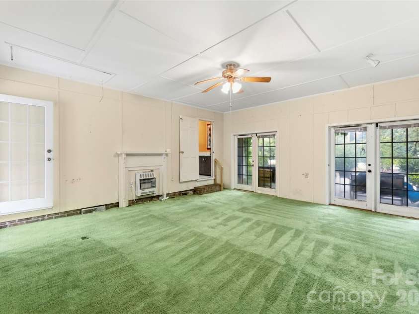 3110 Robinwood Road, Gastonia, NC 28054.  MLS# CAR4414100, YatesRealty ID 28396. 