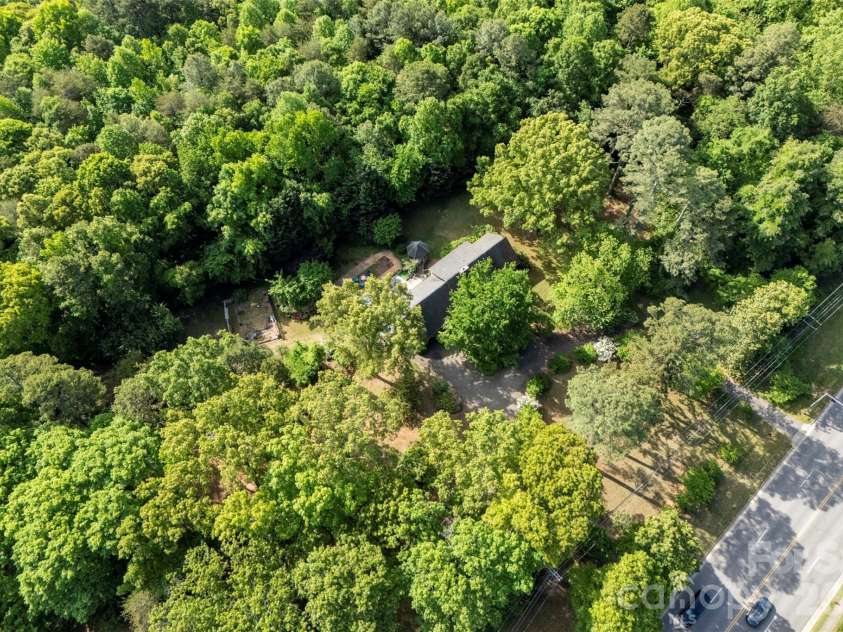 3110 Robinwood Road, Gastonia, NC 28054.  MLS# CAR4414100, YatesRealty ID 28396. 