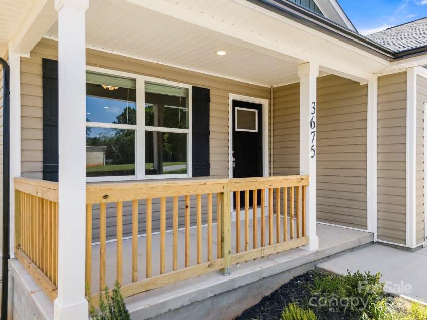 3675 Wakefield Drive, Newton, NC 28658.  MLS# CAR4285073, YatesRealty ID 28396. 