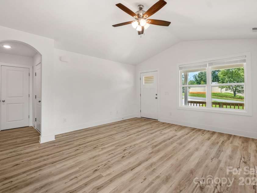 3675 Wakefield Drive, Newton, NC 28658.  MLS# CAR4285073, YatesRealty ID 28396. 