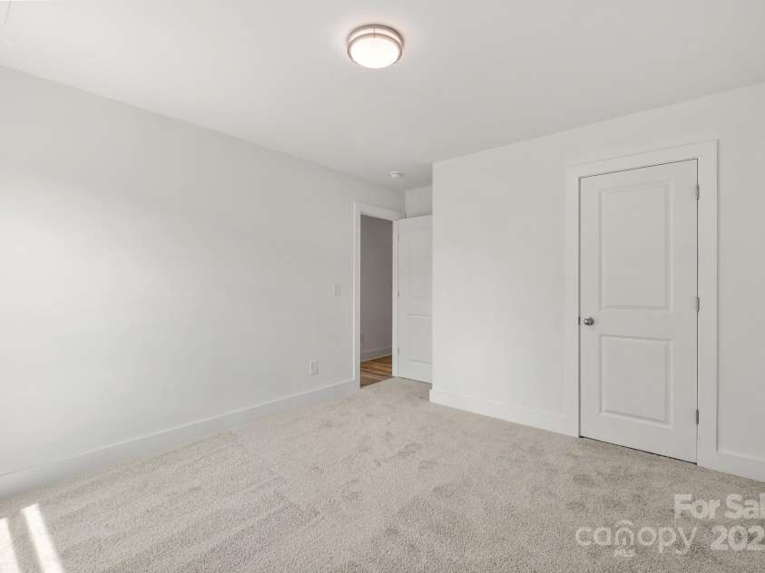 3675 Wakefield Drive, Newton, NC 28658.  MLS# CAR4285073, YatesRealty ID 28396. 