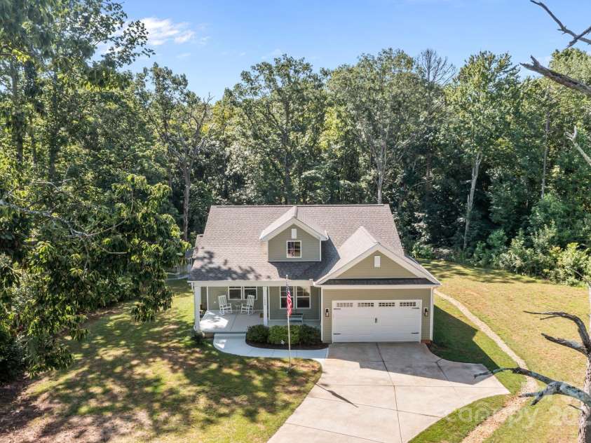 1600 Barefoot Avenue, Catawba, NC 28609.  MLS# CAR4278712, YatesRealty ID 28397. 