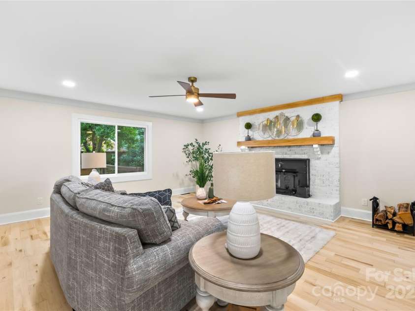 24229B Nc 138 Highway, Albemarle, NC 28001.  MLS# CAR4281913, YatesRealty ID 28399. Family Room