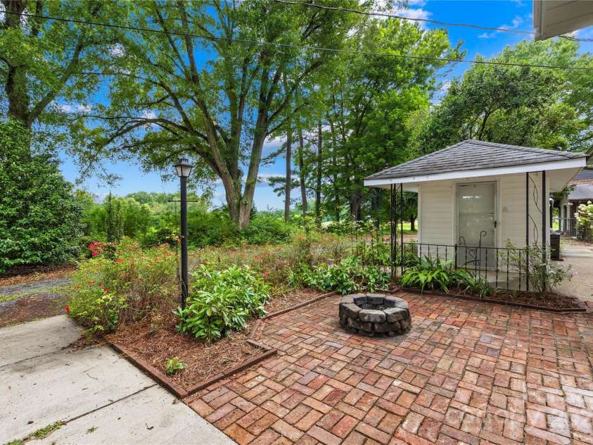 24229B Nc 138 Highway, Albemarle, NC 28001.  MLS# CAR4281913, YatesRealty ID 28399. Garden Shed