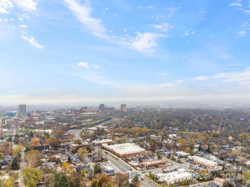 181 Merrimon Avenue, Asheville, NC 28801.  MLS# CAR4197890, YatesRealty ID 284. 