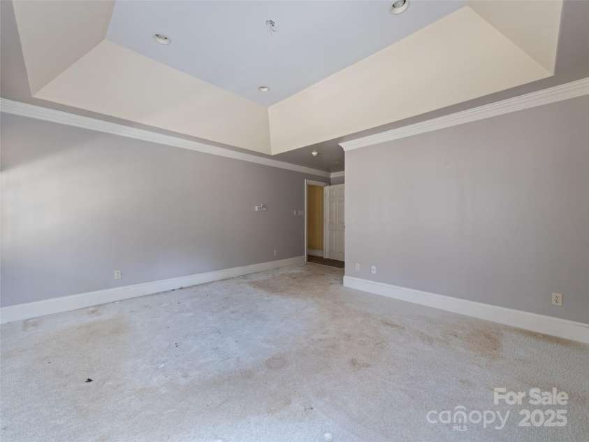 21 Riverbend Road, Canton, NC 28716.  MLS# CAR4241028, YatesRealty ID 284. 