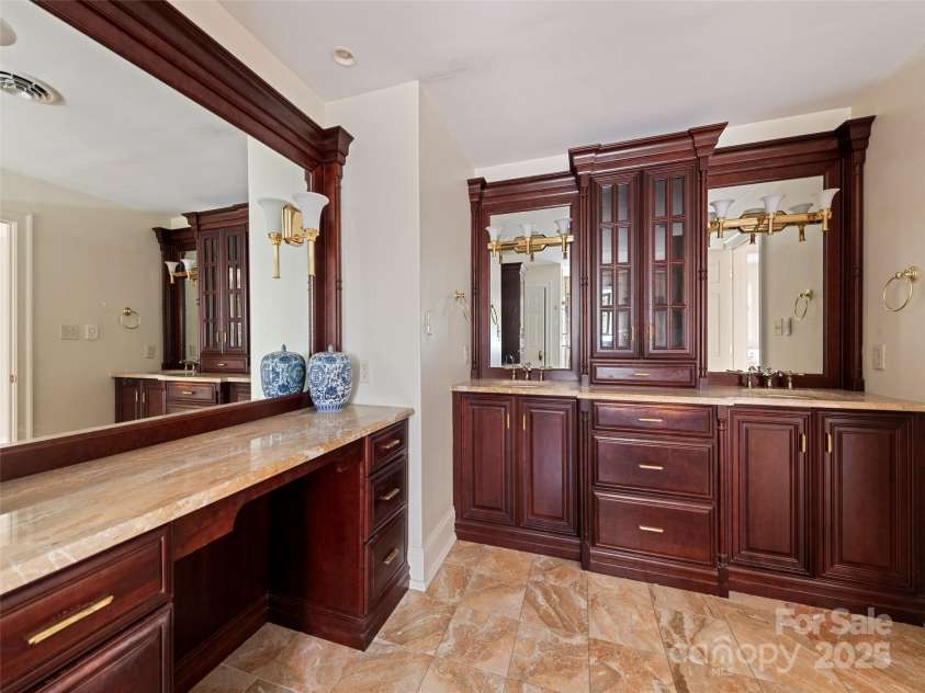 21 Riverbend Road, Canton, NC 28716.  MLS# CAR4241028, YatesRealty ID 284. 