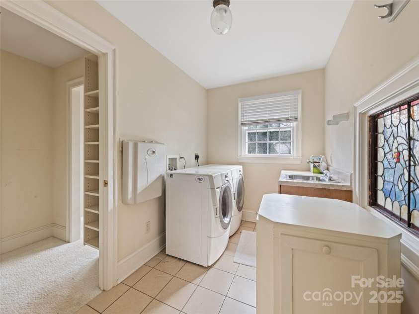 21 Riverbend Road, Canton, NC 28716.  MLS# CAR4241028, YatesRealty ID 284. 