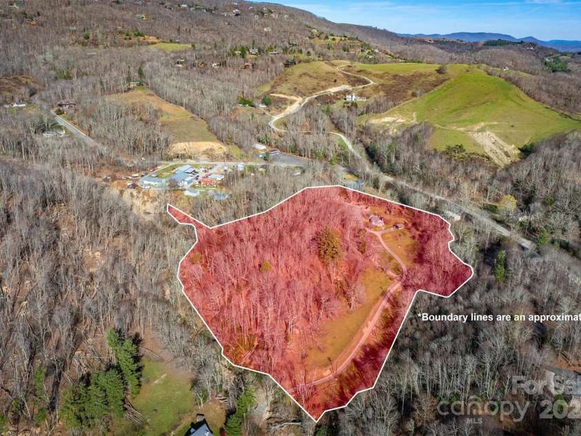 344 & 348 Tumbling Brook Drive, Banner Elk, NC 28604.  MLS# CAR4202279, YatesRealty ID 284. 16 acres