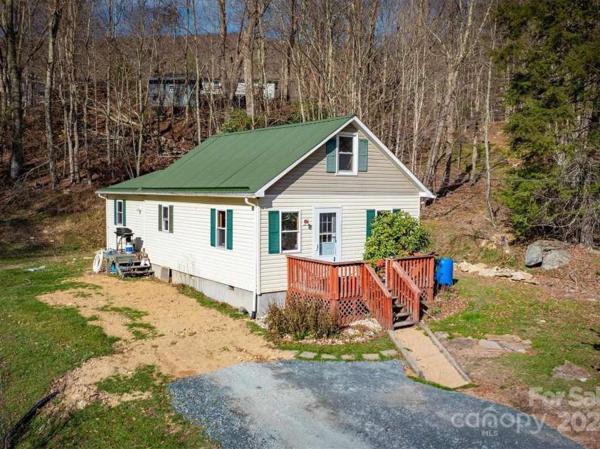 344 & 348 Tumbling Brook Drive, Banner Elk, NC 28604.  MLS# CAR4202279, YatesRealty ID 284. 2nd House on Property
