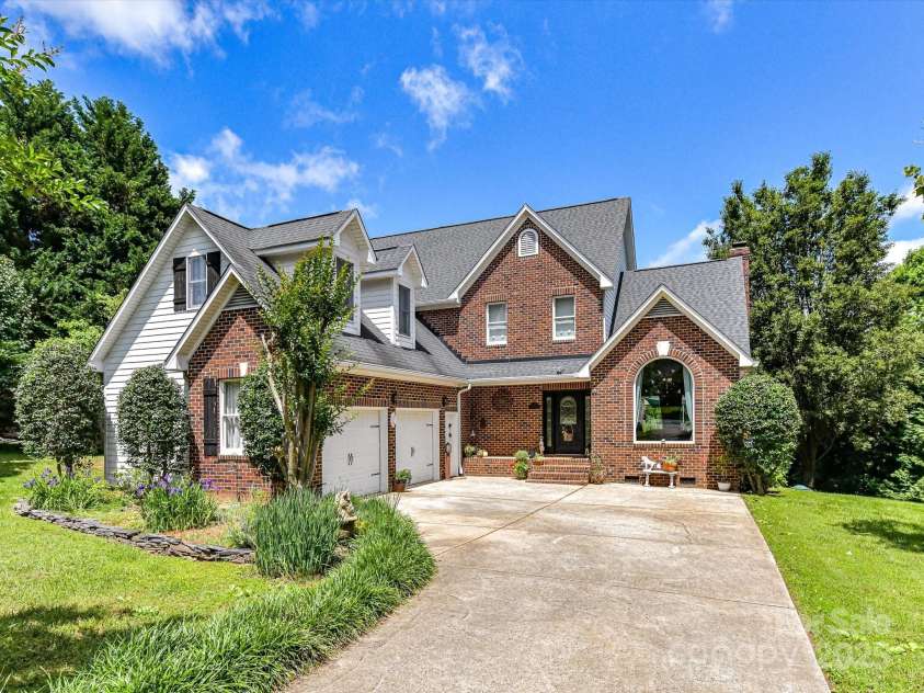 2325 Perry Road, Denver, NC 28037.  MLS# CAR4327085, YatesRealty ID 2840. 