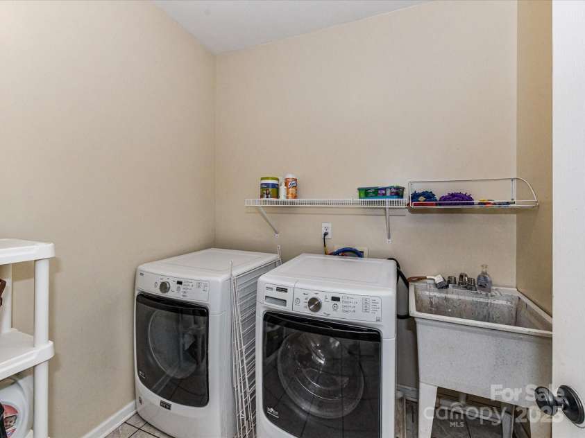 2325 Perry Road, Denver, NC 28037.  MLS# CAR4327085, YatesRealty ID 2840. 