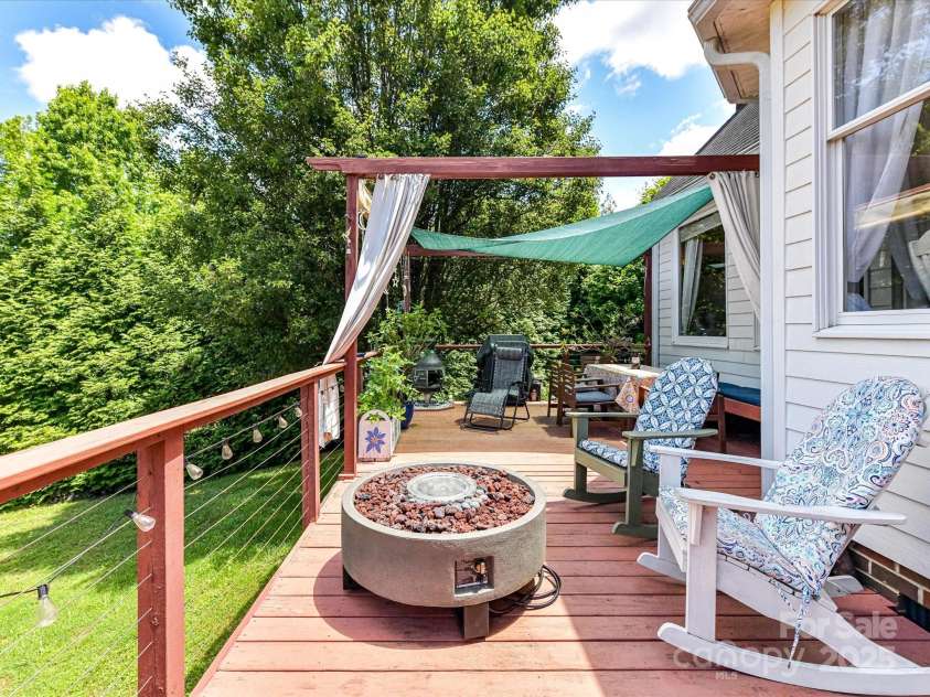 2325 Perry Road, Denver, NC 28037.  MLS# CAR4327085, YatesRealty ID 2840. 