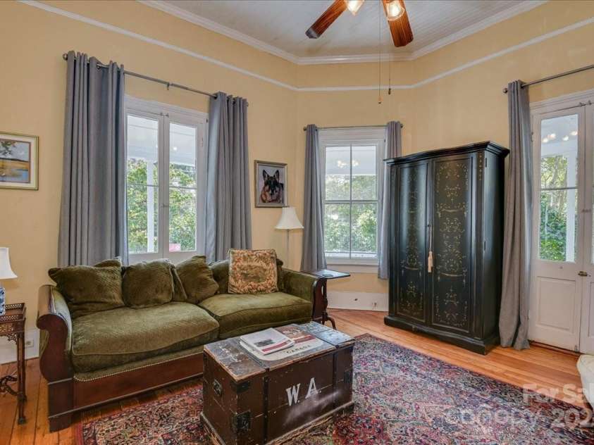 501 Buncombe Street, Edgefield, SC 29824.  MLS# CAR4233509, YatesRealty ID 2840. 