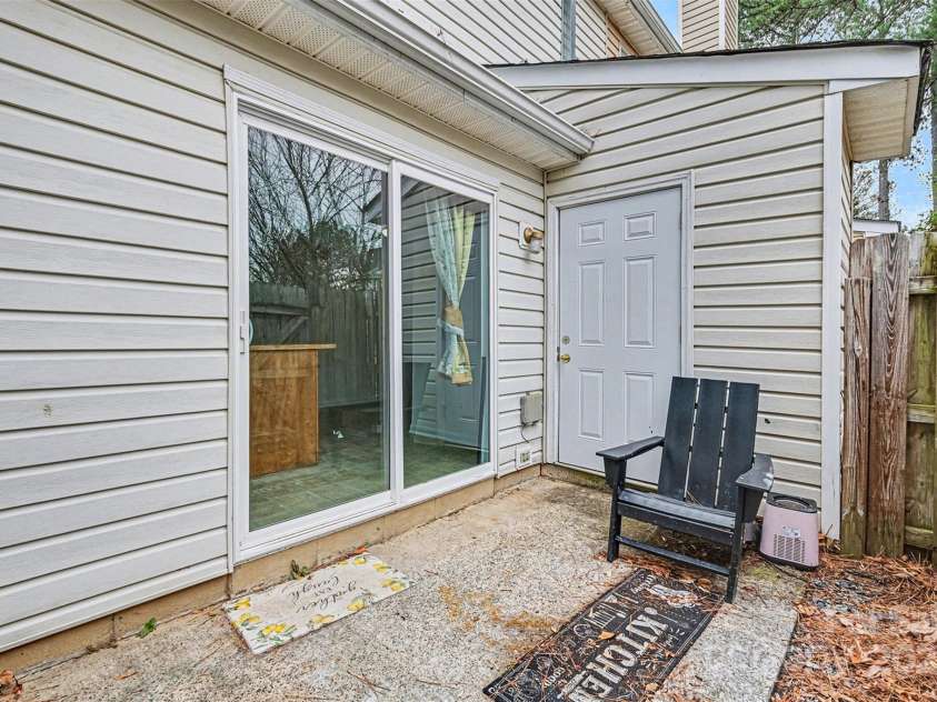5672 Prescott Court, Charlotte, NC 28269.  MLS# CAR4327082, YatesRealty ID 2840. 
