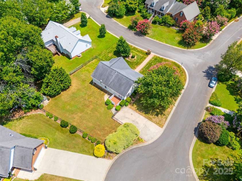2212 Lookout Point, Rock Hill, SC 29732.  MLS# CAR4284545, YatesRealty ID 28400. 