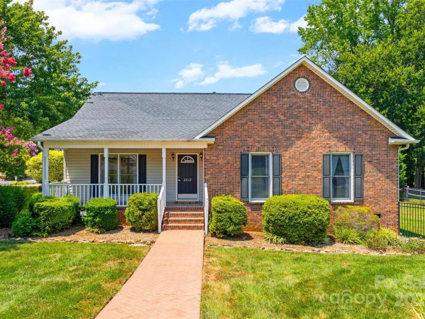 2212 Lookout Point, Rock Hill, SC 29732.  MLS# CAR4284545, YatesRealty ID 28400. 