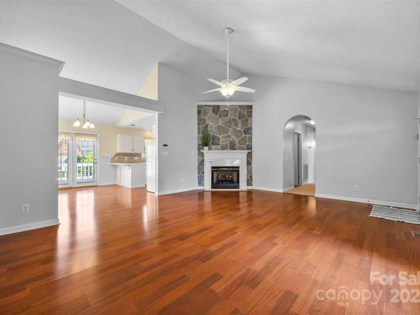 2212 Lookout Point, Rock Hill, SC 29732.  MLS# CAR4284545, YatesRealty ID 28400. 