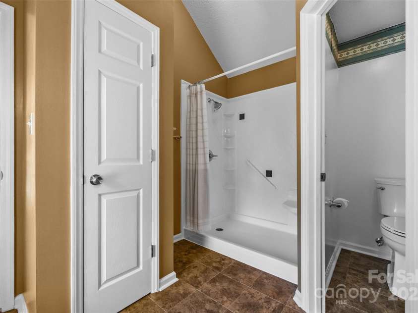 2212 Lookout Point, Rock Hill, SC 29732.  MLS# CAR4284545, YatesRealty ID 28400. 