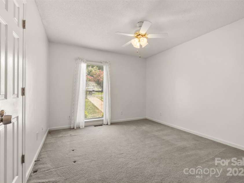 2212 Lookout Point, Rock Hill, SC 29732.  MLS# CAR4284545, YatesRealty ID 28400. 