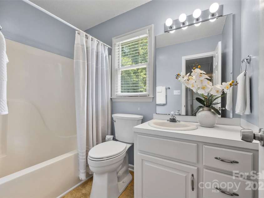 2212 Lookout Point, Rock Hill, SC 29732.  MLS# CAR4284545, YatesRealty ID 28400. 