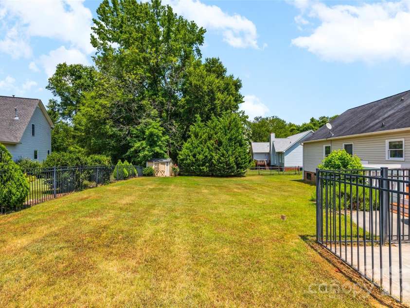 2212 Lookout Point, Rock Hill, SC 29732.  MLS# CAR4284545, YatesRealty ID 28400. 