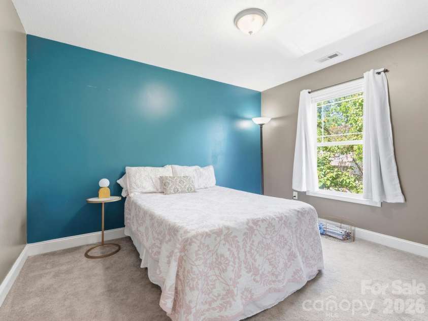 24 Hilldale Road, Asheville, NC 28803.  MLS# CAR4382558, YatesRealty ID 28400. 