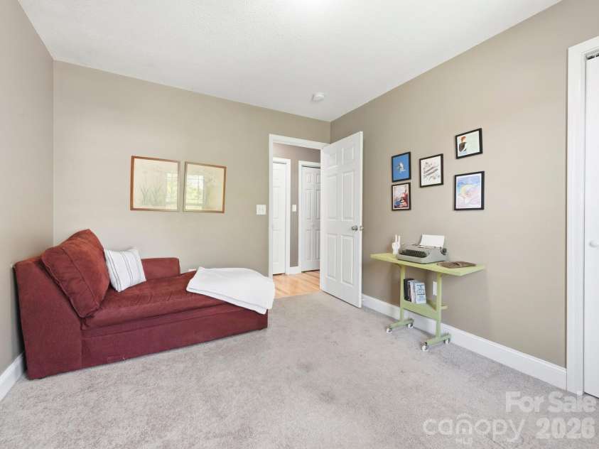 24 Hilldale Road, Asheville, NC 28803.  MLS# CAR4382558, YatesRealty ID 28400. 