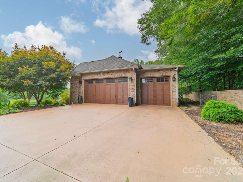 140 Huncoat Hollow Lane, Iron Station, NC 28080.  MLS# CAR4285209, YatesRealty ID 28401. 