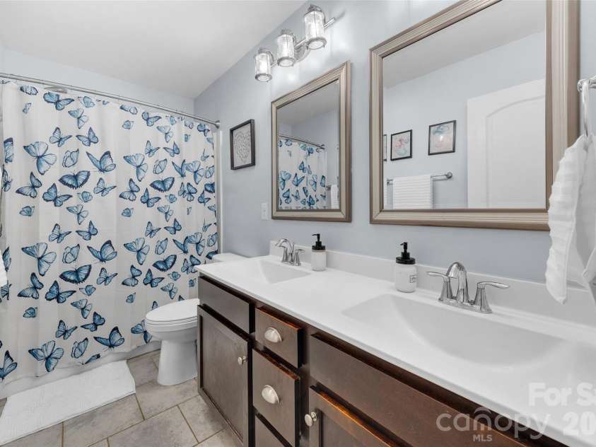 3430 Caroland Drive, Fort Mill, SC 29708.  MLS# CAR4383358, YatesRealty ID 28401. 