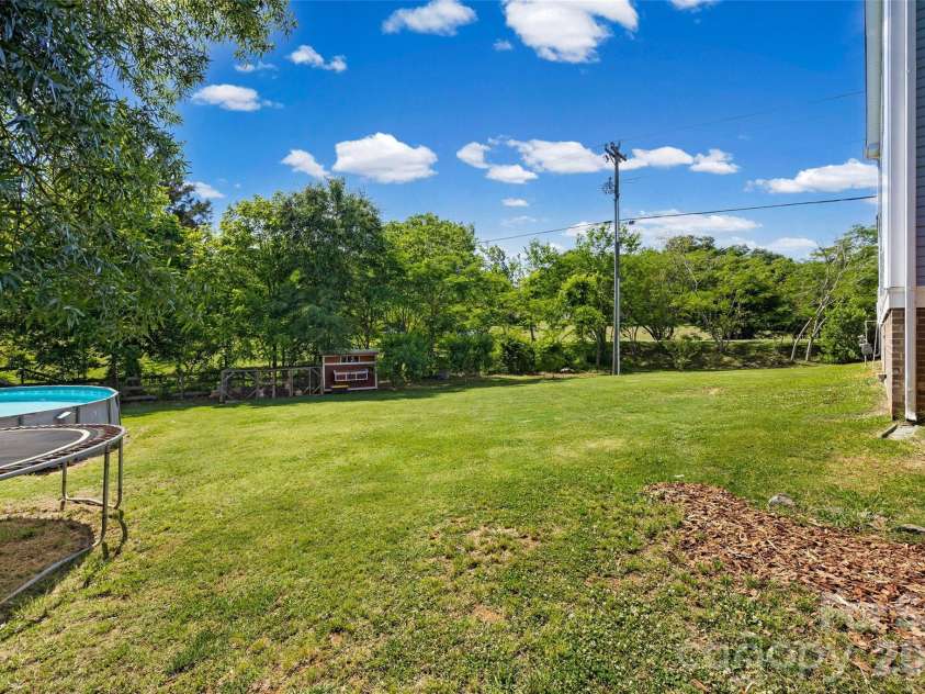 3430 Caroland Drive, Fort Mill, SC 29708.  MLS# CAR4383358, YatesRealty ID 28401. 