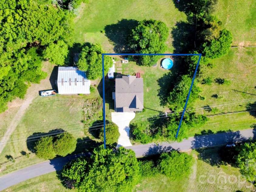 3430 Caroland Drive, Fort Mill, SC 29708.  MLS# CAR4383358, YatesRealty ID 28401. 