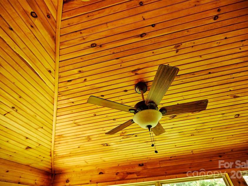 529 Old Newfound Road, Leicester, NC 28748.  MLS# CAR4279296, YatesRealty ID 28402. 