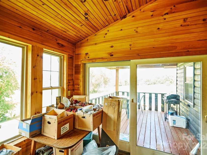 529 Old Newfound Road, Leicester, NC 28748.  MLS# CAR4279296, YatesRealty ID 28402. 