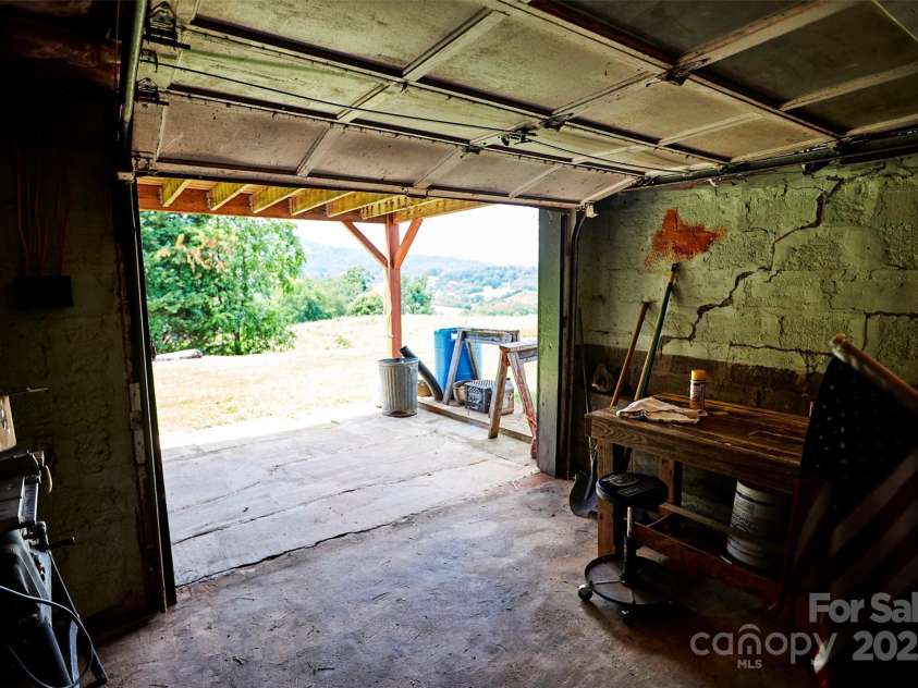 529 Old Newfound Road, Leicester, NC 28748.  MLS# CAR4279296, YatesRealty ID 28402. 