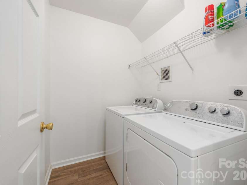 1423 Jasper Ridge Drive, Indian Land, SC 29707.  MLS# CAR4416009, YatesRealty ID 28404. Laundry Room.