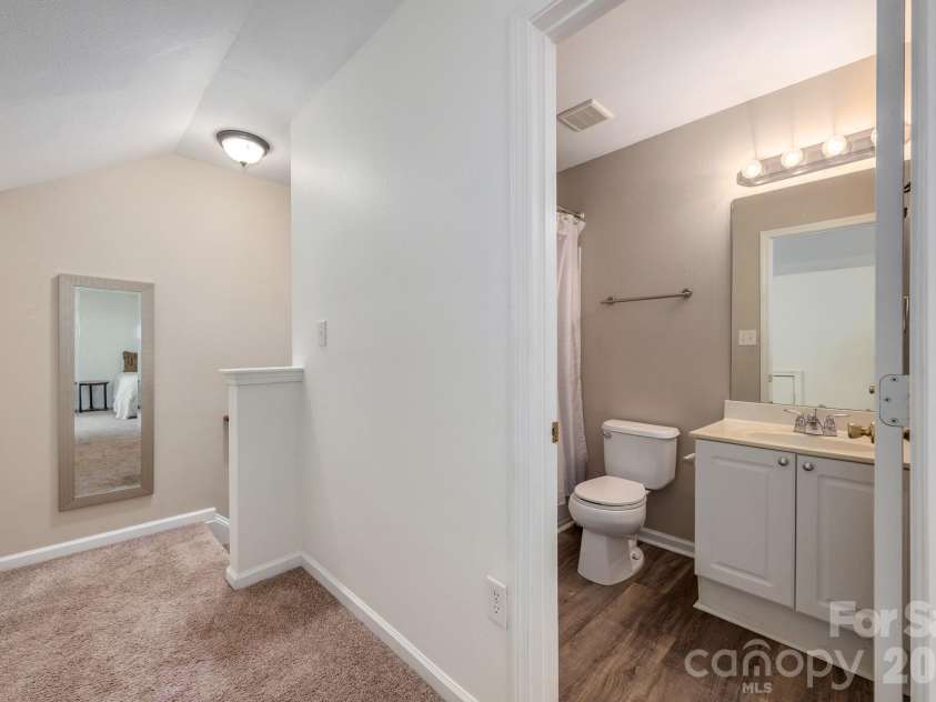 1423 Jasper Ridge Drive, Indian Land, SC 29707.  MLS# CAR4416009, YatesRealty ID 28404. Primary Bathroom.