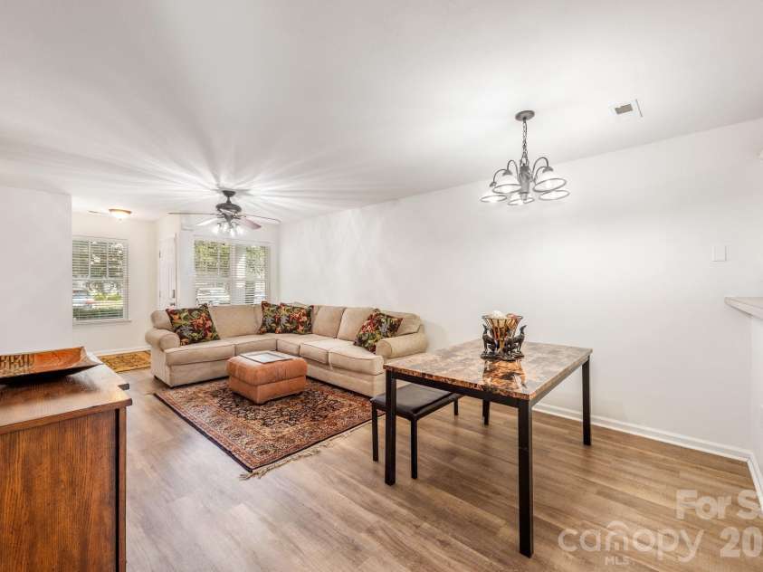 1423 Jasper Ridge Drive, Indian Land, SC 29707.  MLS# CAR4416009, YatesRealty ID 28404. Spacious floorplan.