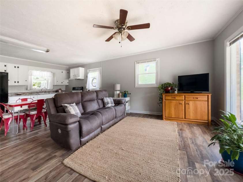 2474 Greenway Street, Lenoir, NC 28645.  MLS# CAR4284260, YatesRealty ID 28404. 