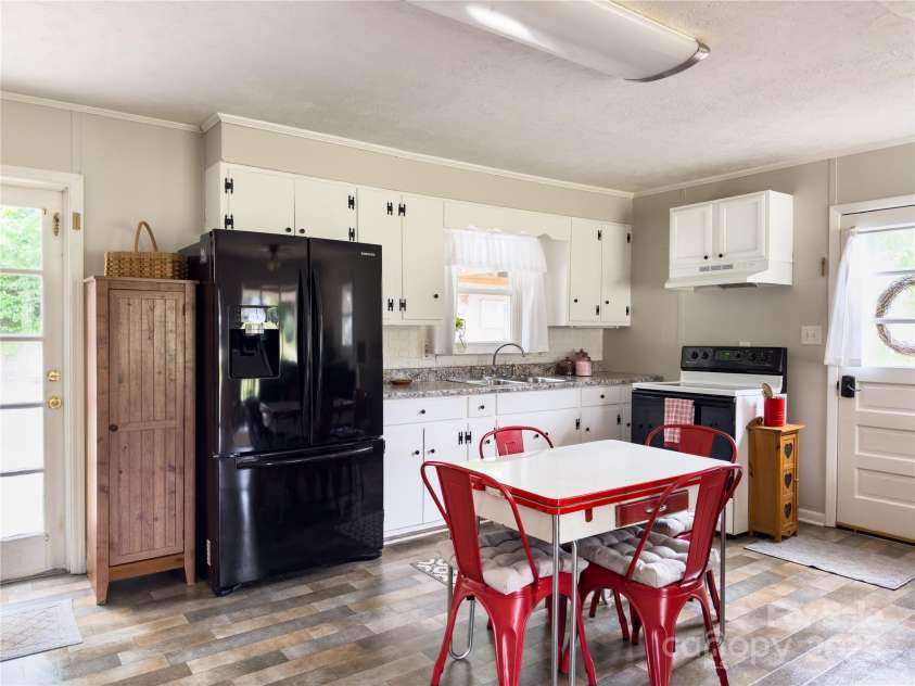 2474 Greenway Street, Lenoir, NC 28645.  MLS# CAR4284260, YatesRealty ID 28404. 