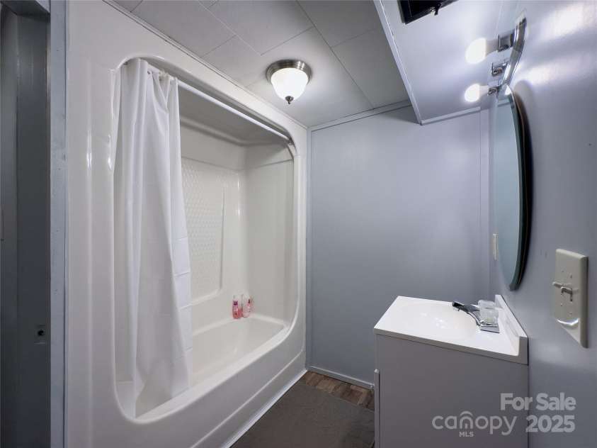 2474 Greenway Street, Lenoir, NC 28645.  MLS# CAR4284260, YatesRealty ID 28404. 