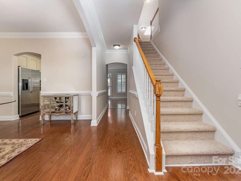 9836 Coatbridge Drive, Charlotte, NC 28269.  MLS# CAR4279001, YatesRealty ID 28406. 