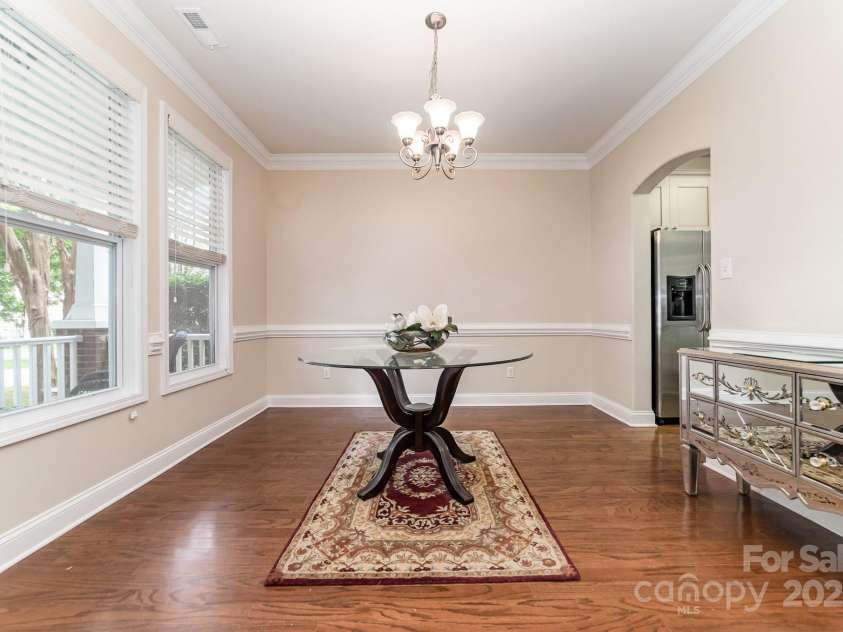 9836 Coatbridge Drive, Charlotte, NC 28269.  MLS# CAR4279001, YatesRealty ID 28406. 