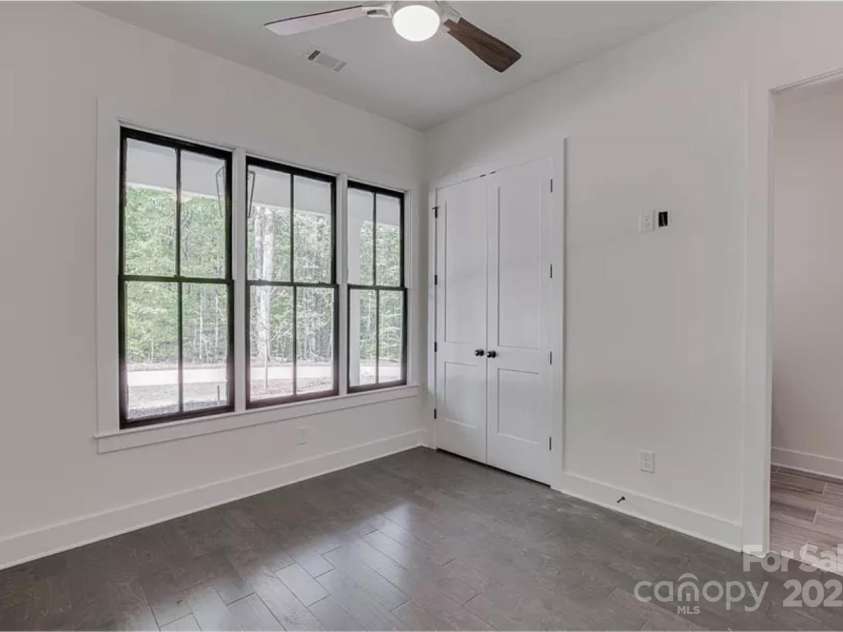 155 Eagle Chase Lane, Troutman, NC 28166.  MLS# CAR4235412, YatesRealty ID 2841. 